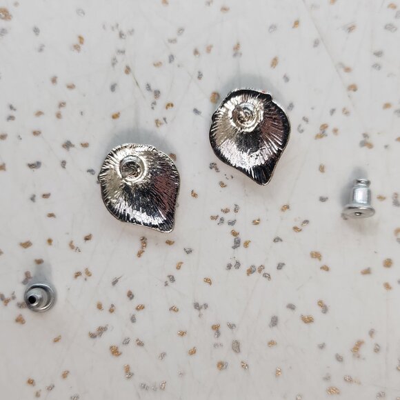 BFD- Small Strawberry Stud Earrings - Picture 5 of 6